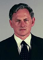 Victor Garber